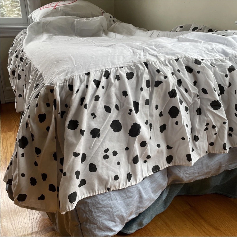Vintage Disney 101 Dalmatian’s Dog Kids Twin Bed Skirt Ruffle black white 1990’s